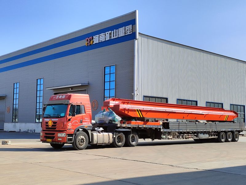 電動單梁起重機，LD20t-26.8m，4臺，發(fā)往石家莊交付客戶使用。