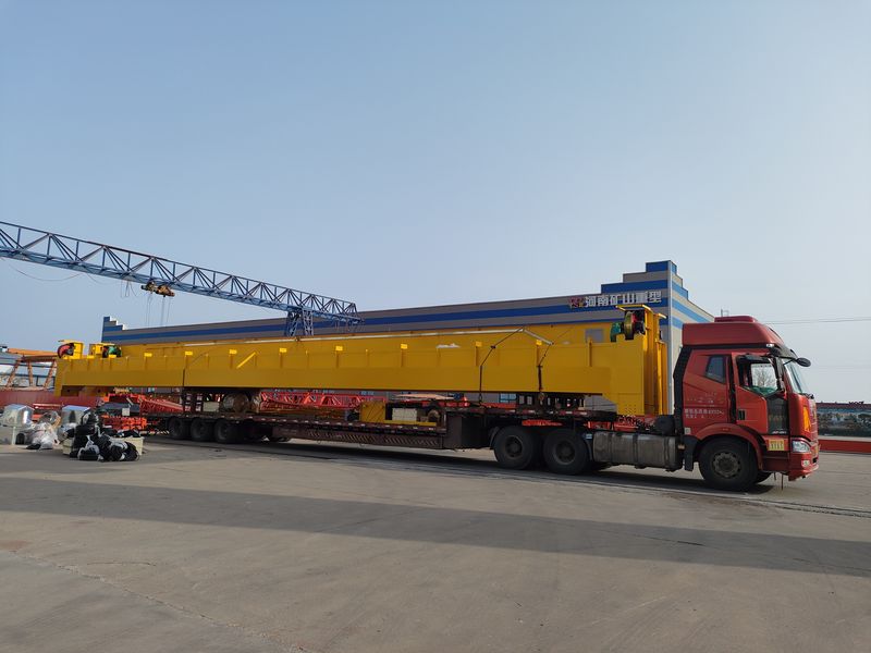 通用橋式起重機(jī)  QD32/5t—25.5m  制作完成，發(fā)往河南洛陽交付客戶使用