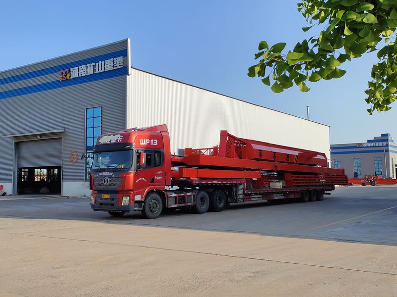電動葫蘆門式起重機(jī) 2臺 MHxh10t—25m 外懸5/5m MHxh5t—23m 外懸4.5/4.5m 制作完成，發(fā)往青海交付客戶使用